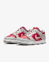 nikedunk varsityred4.webp