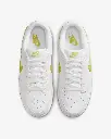 nikedunk gumyellow3.webp