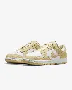 nikedunk teamgold4.webp