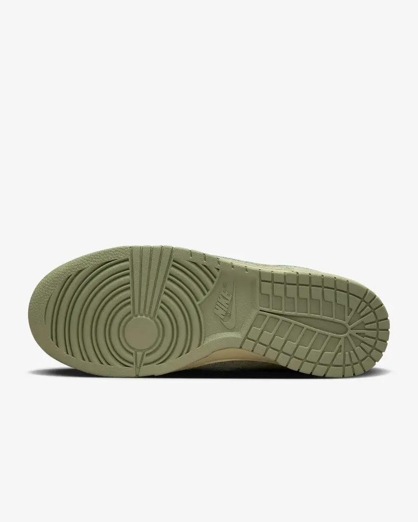 nikedunk oliveaura2.webp