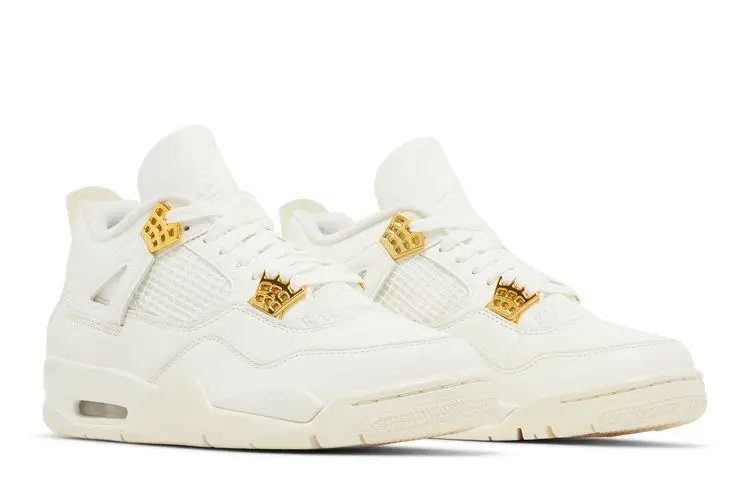 nikeretro4 gold4.webp